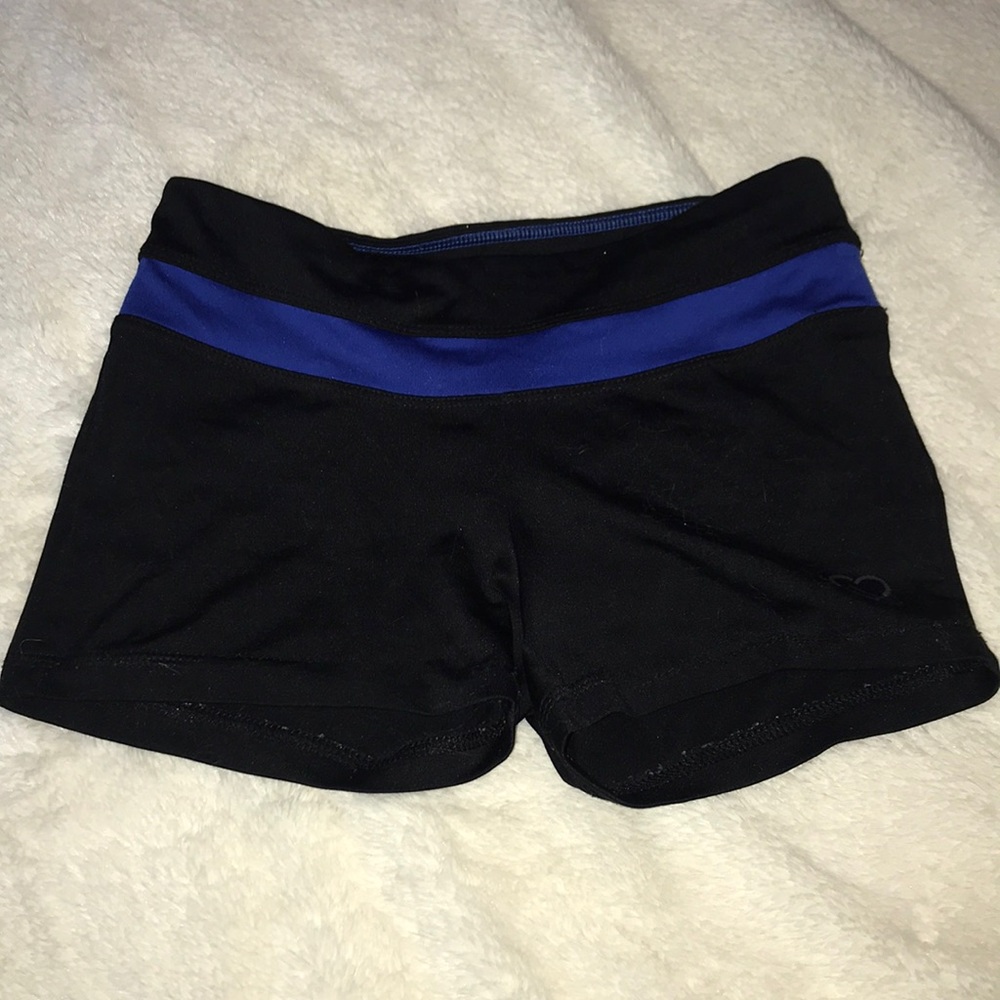 AWESOME black spandex shorts